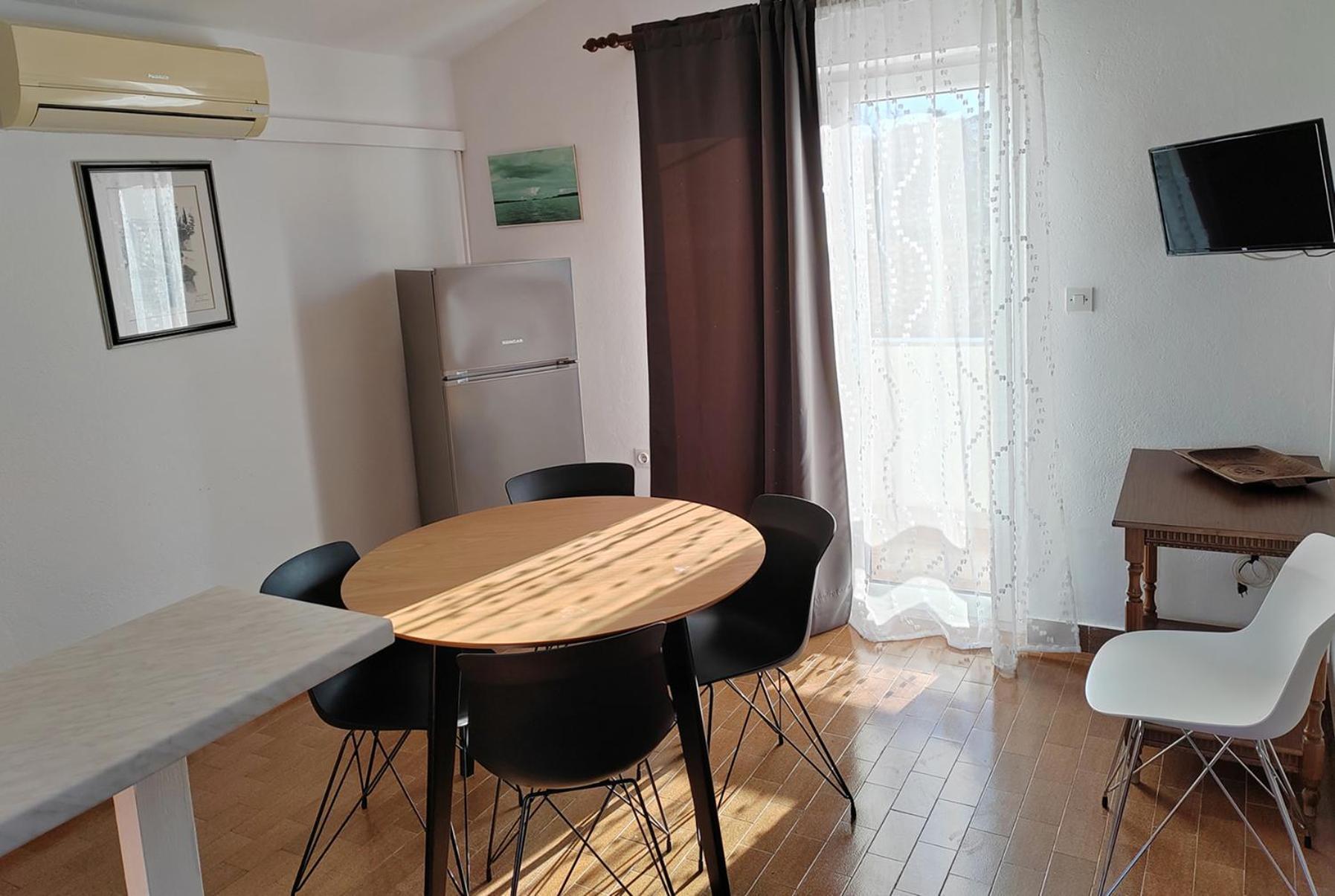 Apartments Lonic Kukljica Eksteriør billede